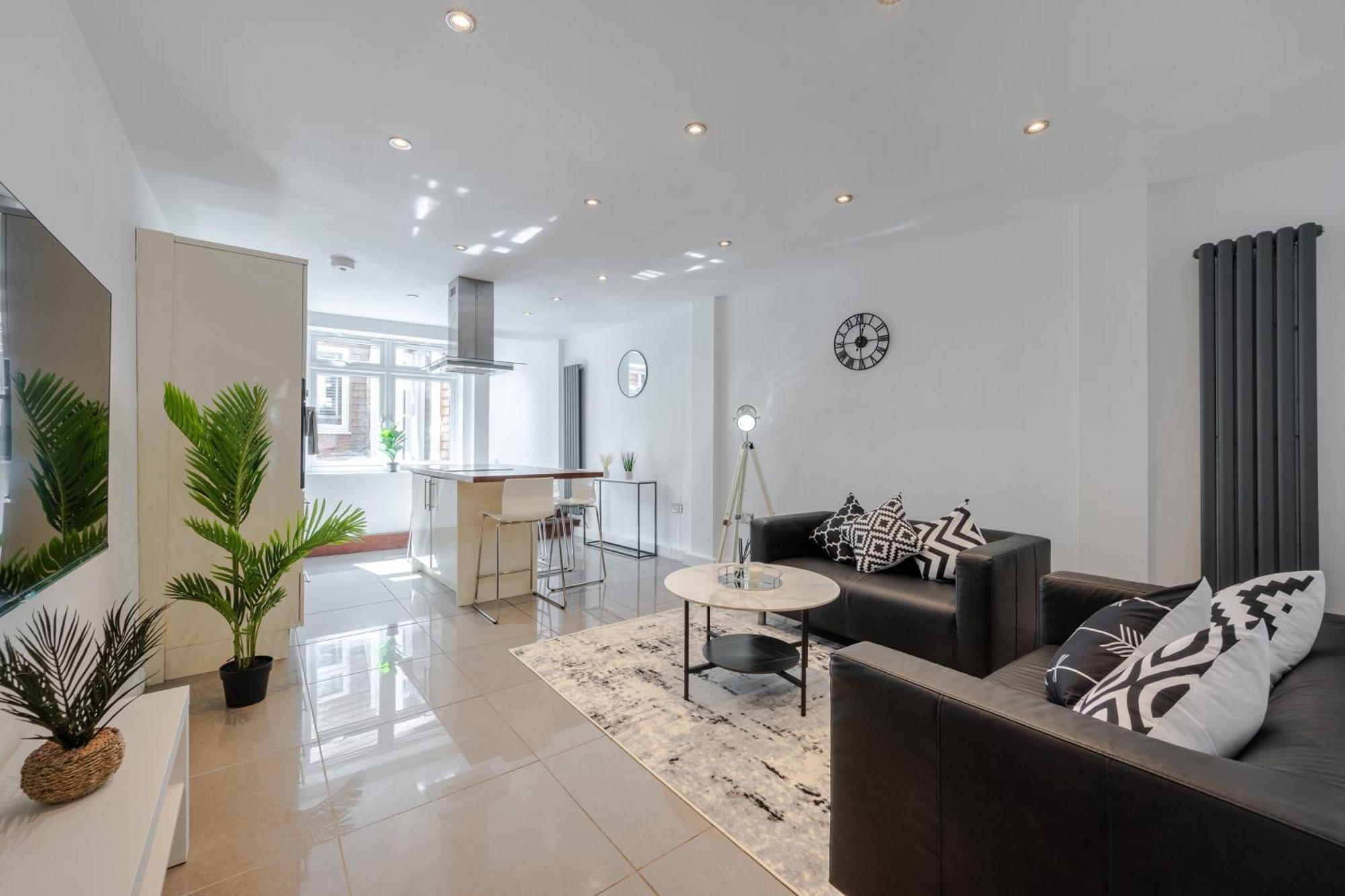Stylish Two Bedroom Apartment By Central London With Garden Eksteriør billede
